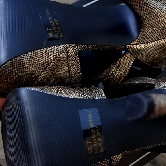 Qupid | Champagne lizard pu ~ gold , silver ,black strapy platform high Heel - Picture 9 of 9